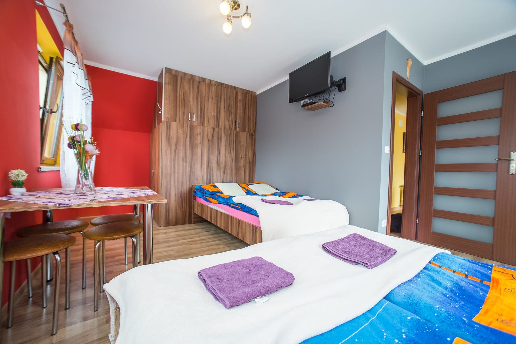 Room 1 — for four, with a view of the Tatras: frame 3 of 4
