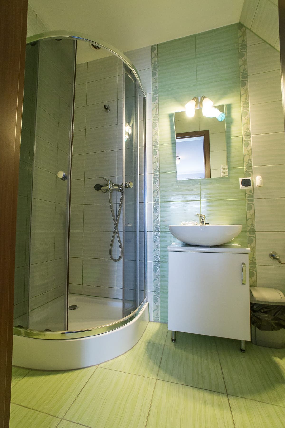 Room 3 — for three, with bathroom: frame 4 of 4
